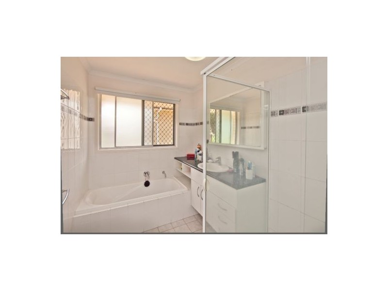 46 Luprena Street, Mansfield QLD 4122