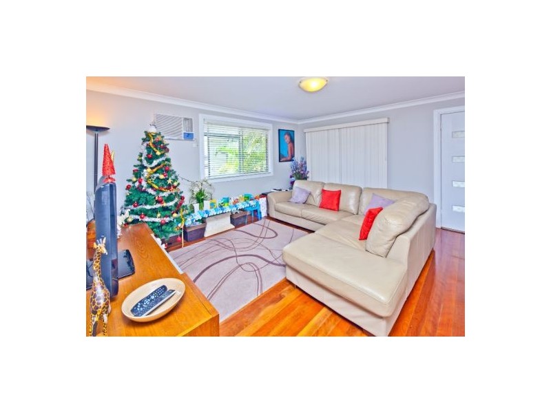 83 Valentia Street, Mansfield QLD 4122