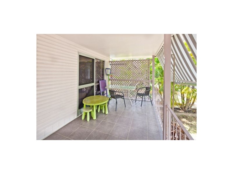 83 Valentia Street, Mansfield QLD 4122