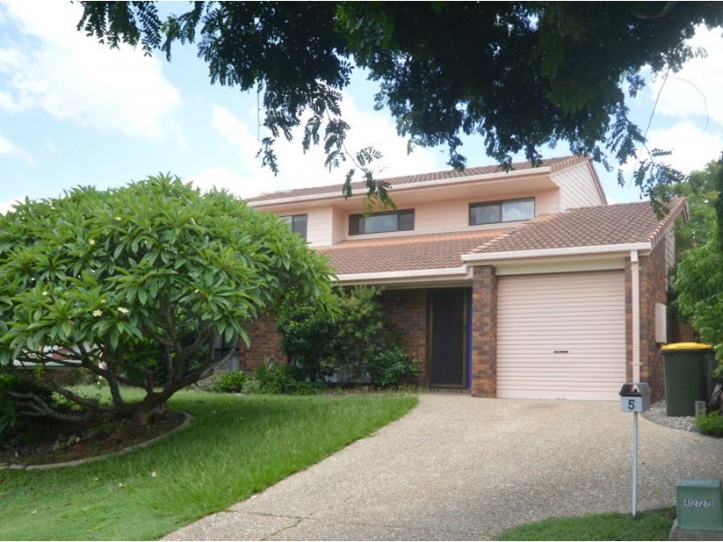 5 Banika Street, Mansfield QLD 4122