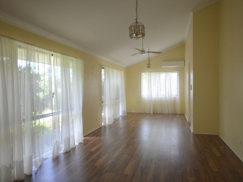 5 Banika Street, Mansfield QLD 4122