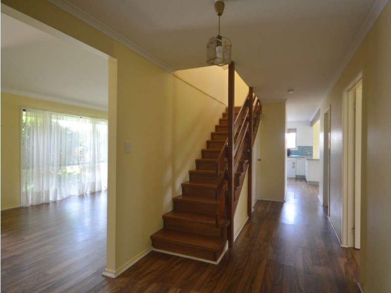 5 Banika Street, Mansfield QLD 4122