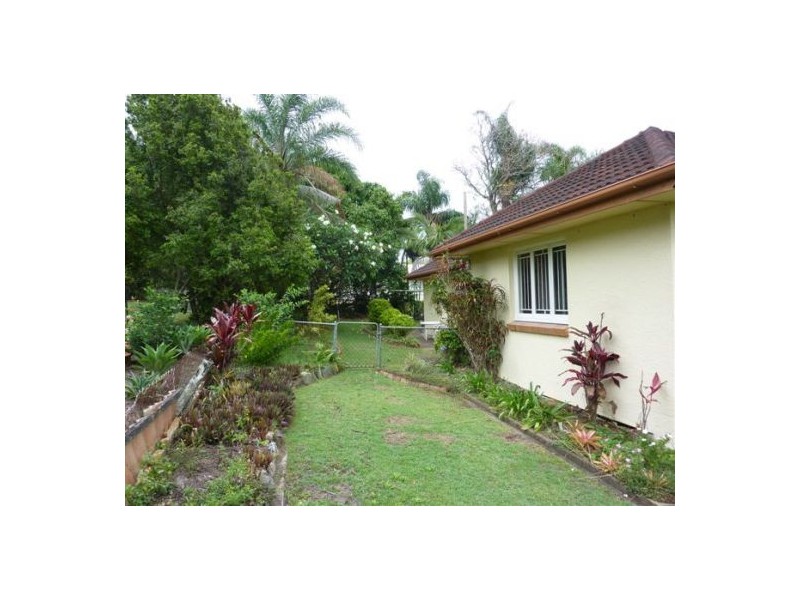 101 Wemvern Street, Upper Mount Gravatt QLD 4122