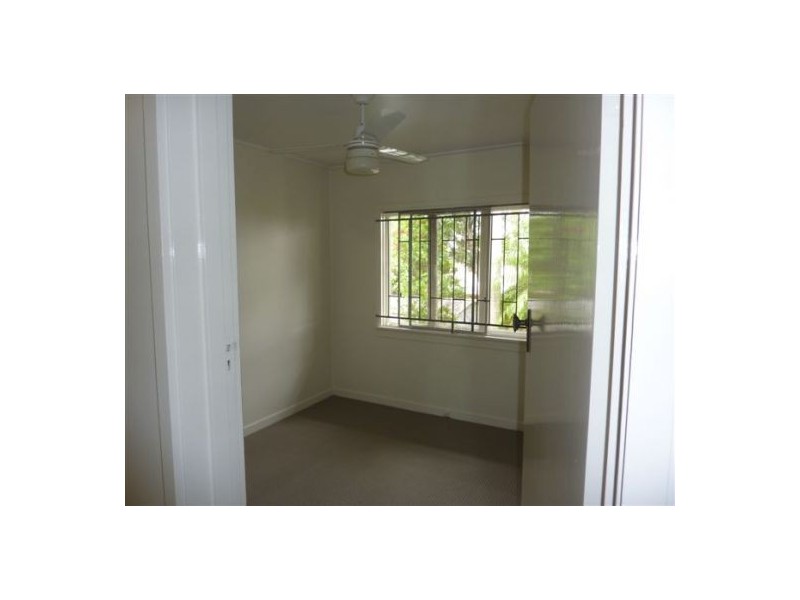 101 Wemvern Street, Upper Mount Gravatt QLD 4122