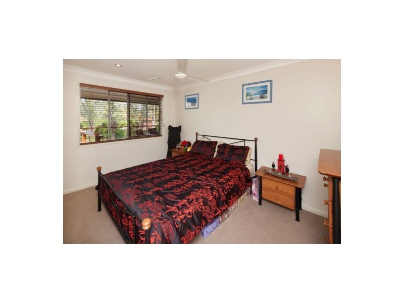 12 Redpath Street, Wishart QLD 4122