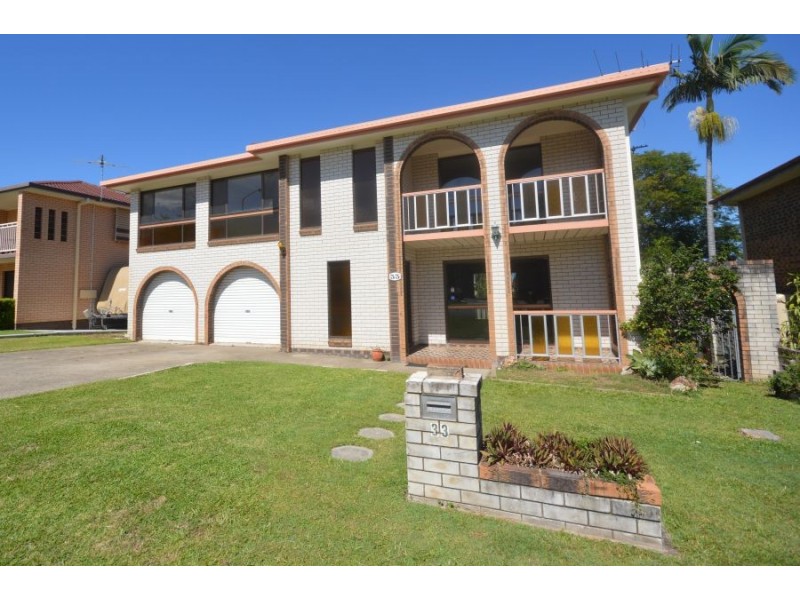 33 Barcelona Street, Wishart QLD 4122