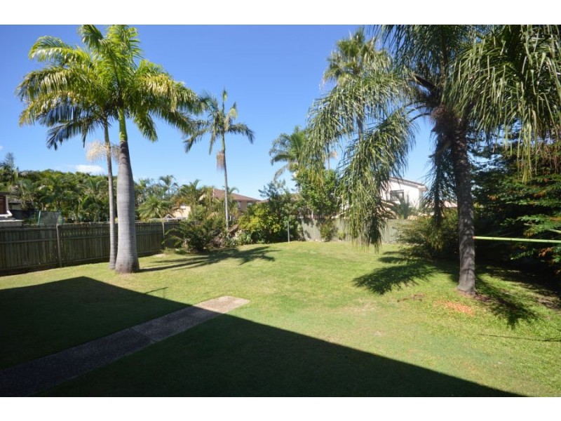 33 Barcelona Street, Wishart QLD 4122