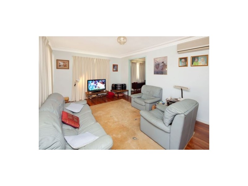 1 Koumala Street, Mansfield QLD 4122