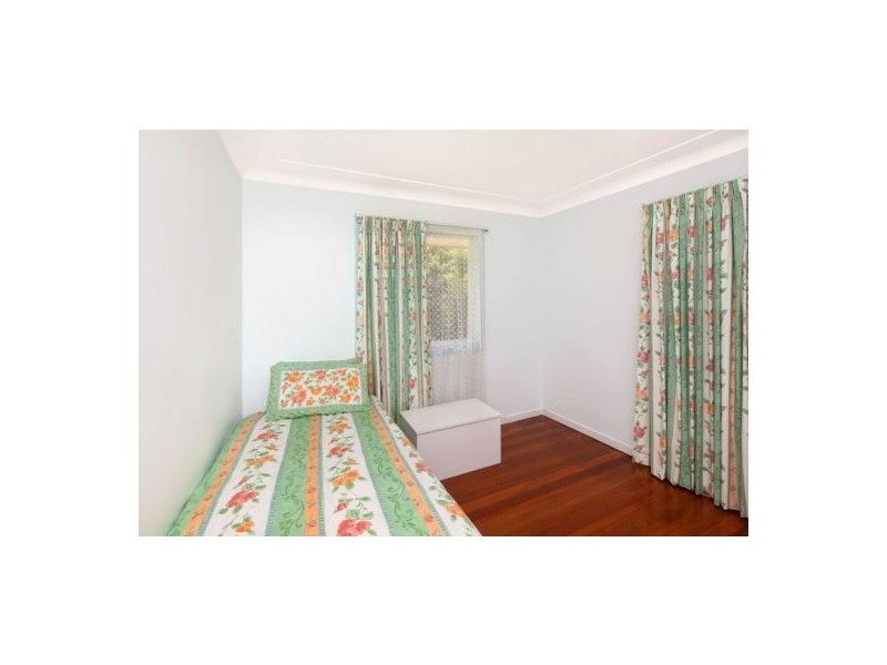 1 Koumala Street, Mansfield QLD 4122