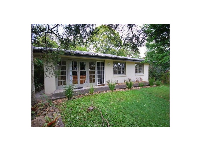 30 Amsterdam Street, Wishart QLD 4122