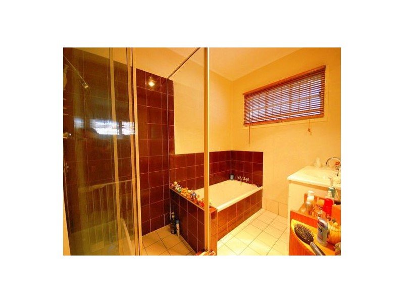 30 Amsterdam Street, Wishart QLD 4122