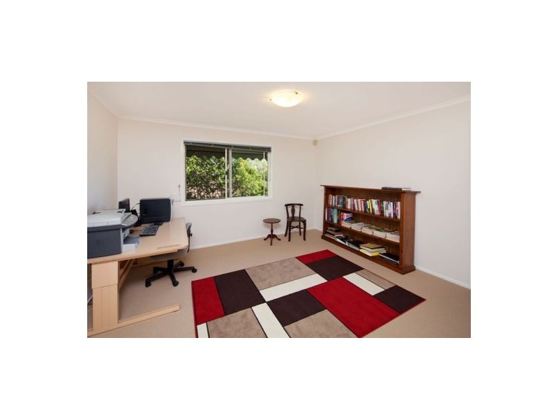 56 Boyanda Street, Wishart QLD 4122