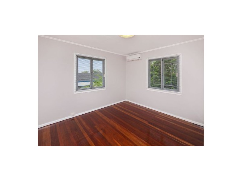 14 Atrina Street, Mansfield QLD 4122