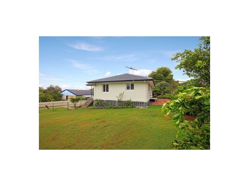 14 Atrina Street, Mansfield QLD 4122