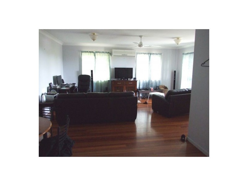 105 Pareena Street, Mansfield QLD 4122