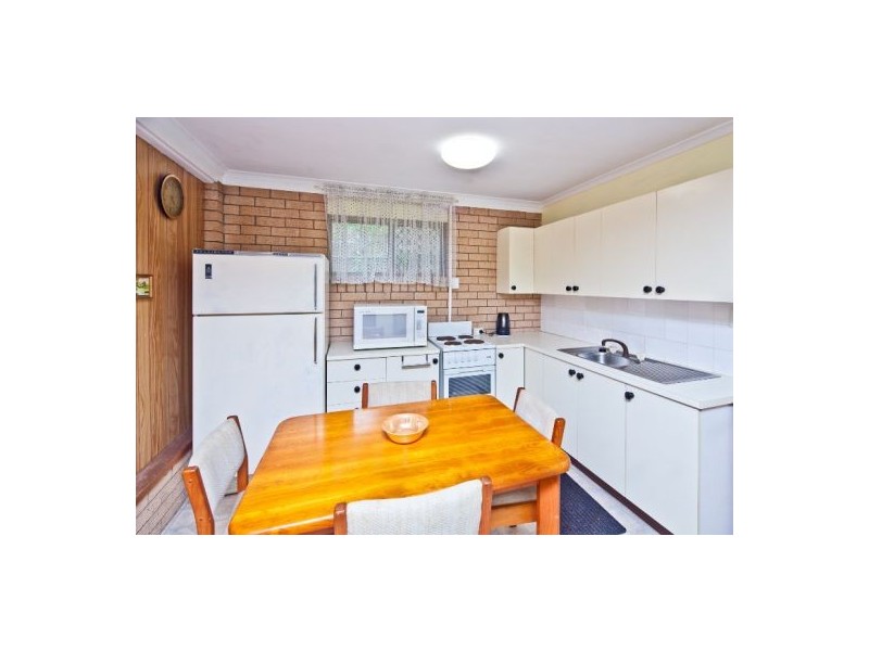 6 Suffolk Street, Wishart QLD 4122