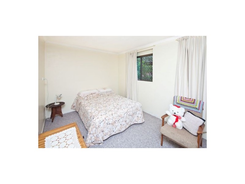 6 Suffolk Street, Wishart QLD 4122