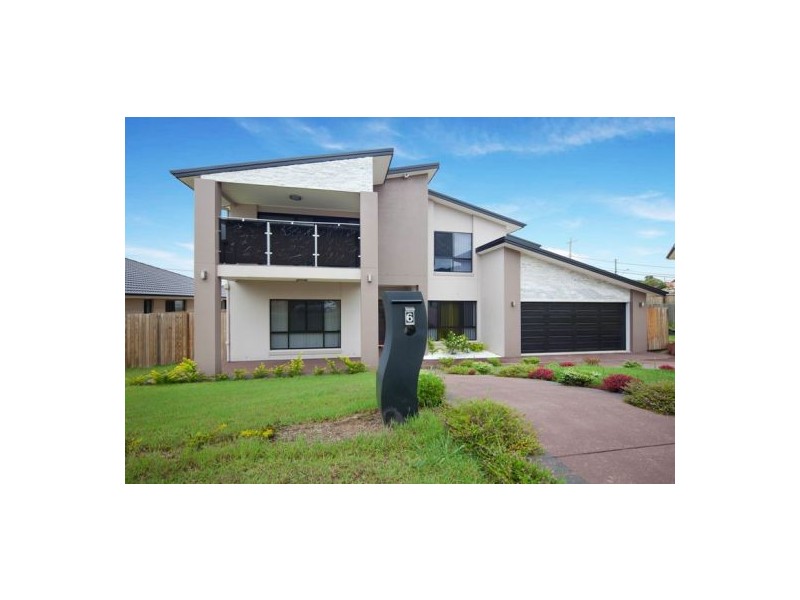 6 Hernandia Place, Mackenzie QLD 4156