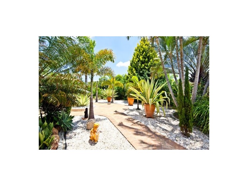 10 Norell Place, Eight Mile Plains QLD 4113