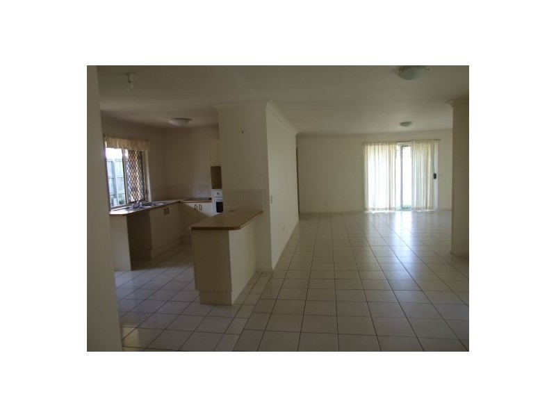 130 Greenwood Street, Wishart QLD 4122