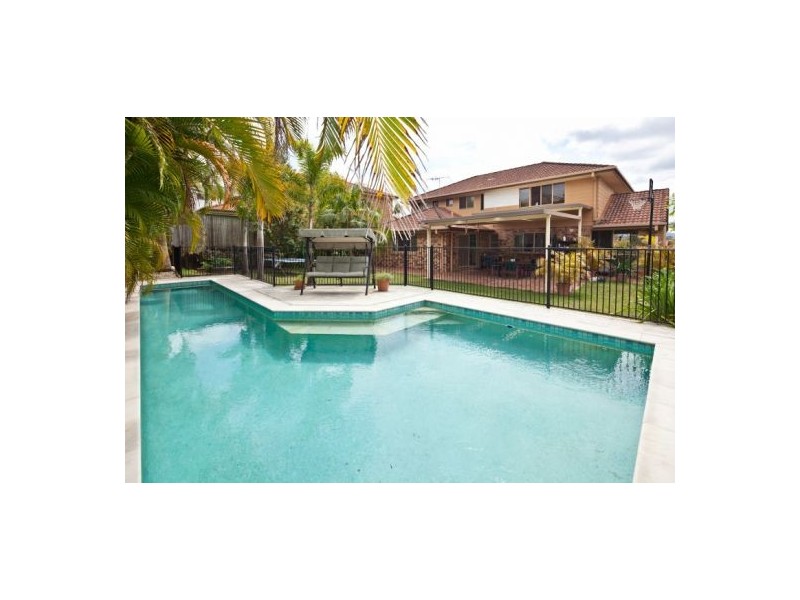 10 Magenta Place, Wishart QLD 4122