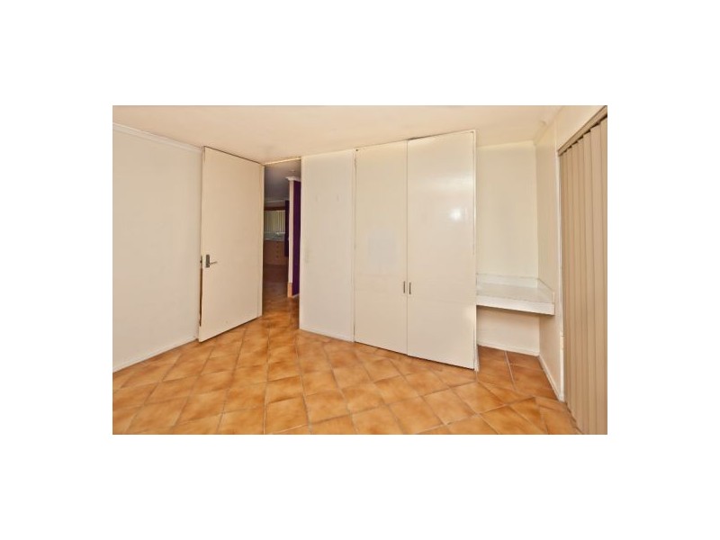 8/183 Nursery Road, Holland Park West QLD 4121