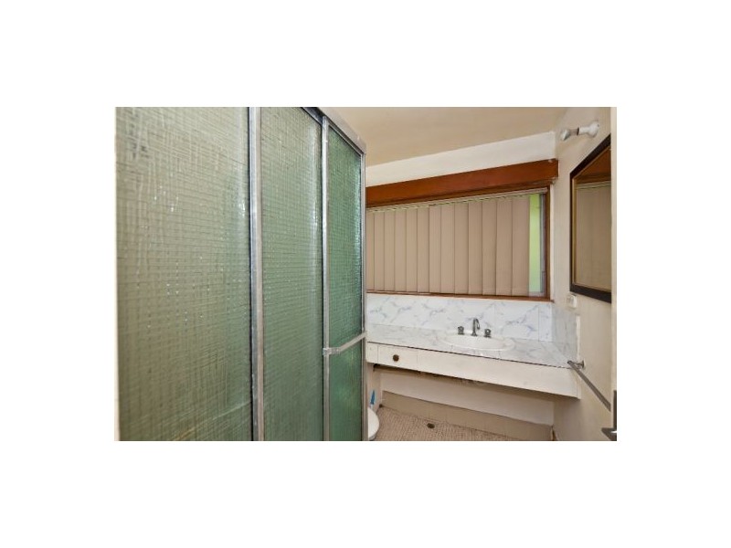 8/183 Nursery Road, Holland Park West QLD 4121