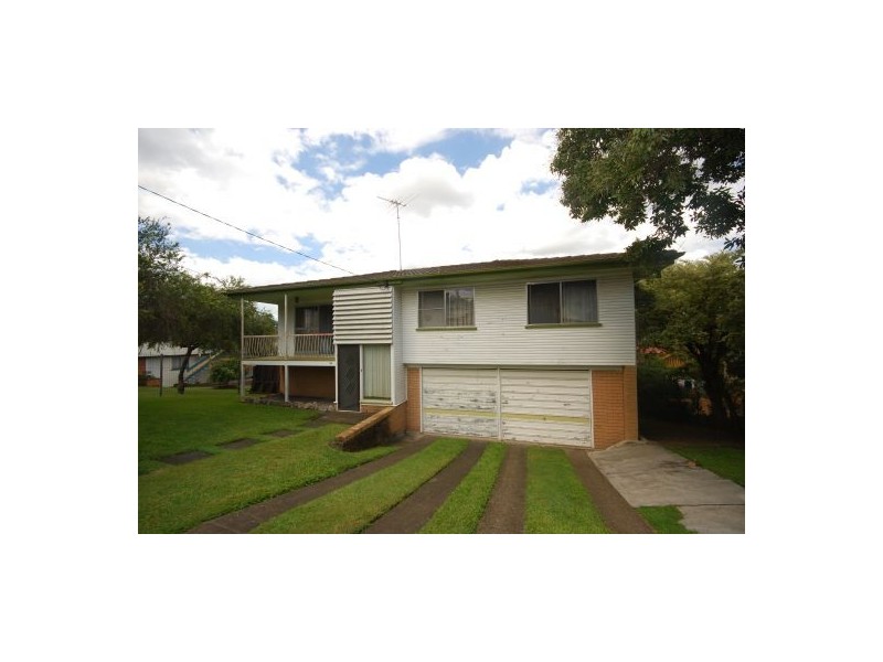 16 Peterglen Street, Wishart QLD 4122