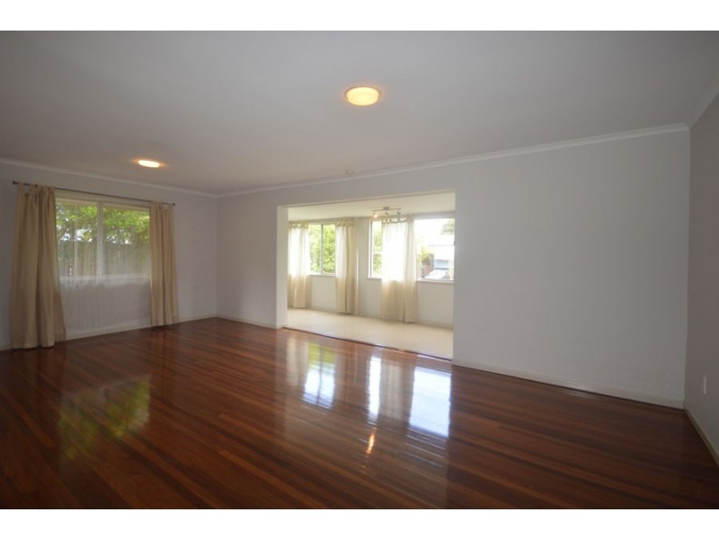 12 Fair Street, Wishart QLD 4122