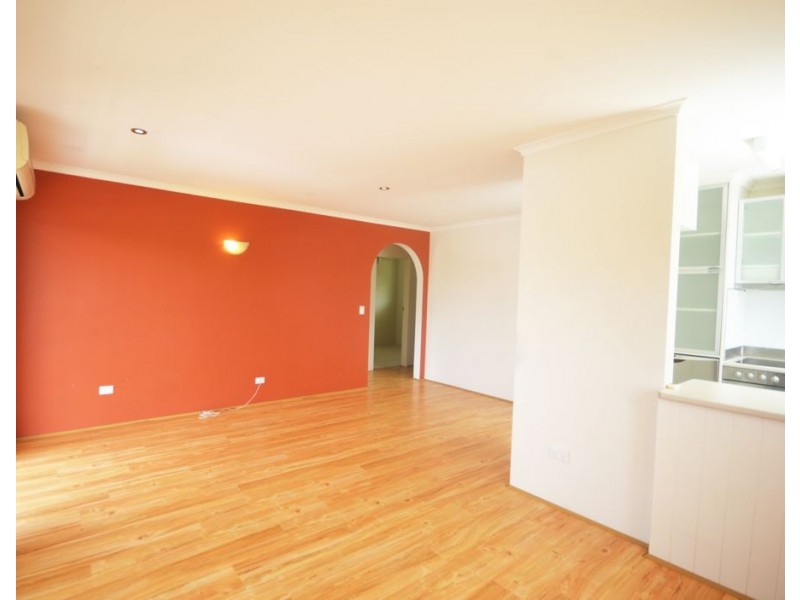 4/53 Henry Street, Greenslopes QLD 4120