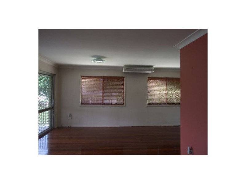 161 Ham Road, Mansfield QLD 4122