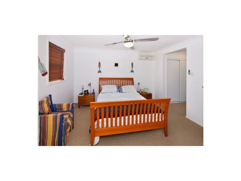 29 Kane Crescent, Mansfield QLD 4122