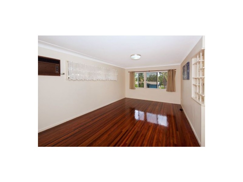 328 Newnham Road, Upper Mount Gravatt QLD 4122