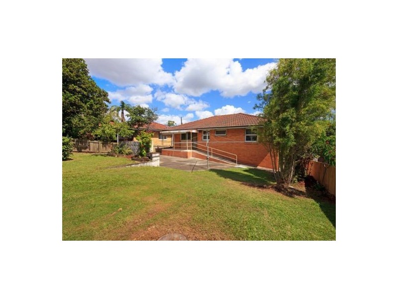 328 Newnham Road, Upper Mount Gravatt QLD 4122