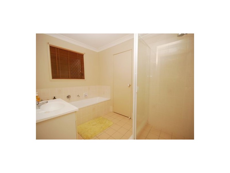 100 Dawson Road, Upper Mount Gravatt QLD 4122