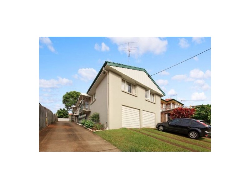 2/9 Miriam Street, Holland Park West QLD 4121