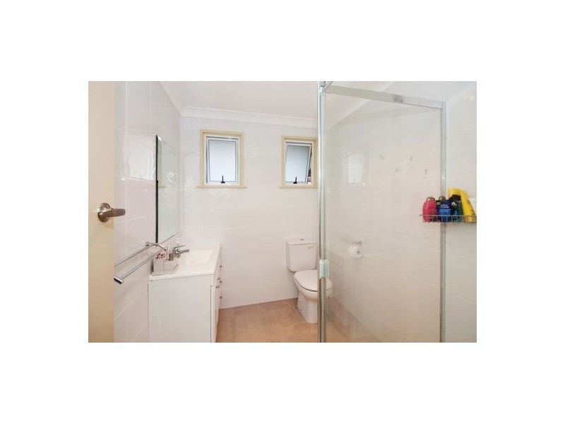 2/9 Miriam Street, Holland Park West QLD 4121