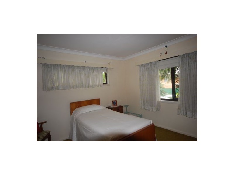 215 Mt Gravatt-capalaba Road, Wishart QLD 4122