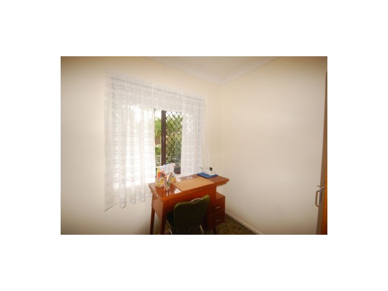 215 Mt Gravatt-capalaba Road, Wishart QLD 4122