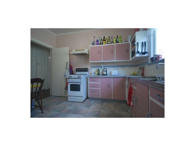 26 Nelson Street, Coorparoo QLD 4151