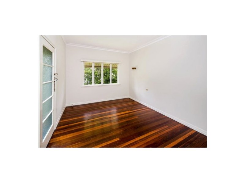 28 Nelson Street, Coorparoo QLD 4151