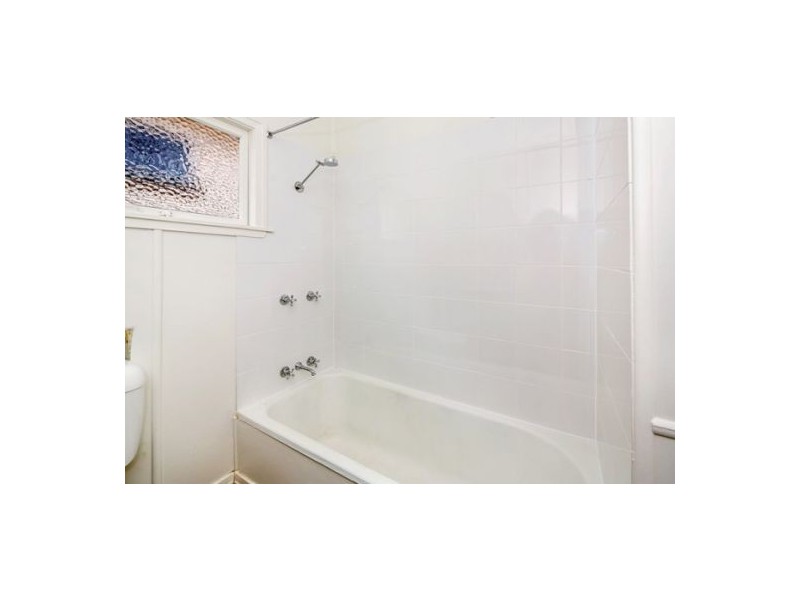 28 Nelson Street, Coorparoo QLD 4151