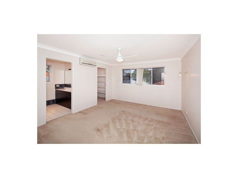 23 Blue Grass Crescent, Eight Mile Plains QLD 4113