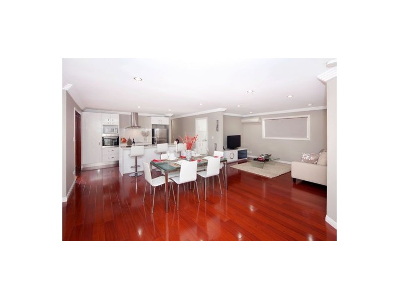 12 Nubara Street, Mansfield QLD 4122