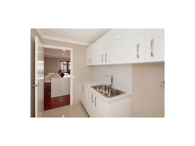 12 Nubara Street, Mansfield QLD 4122