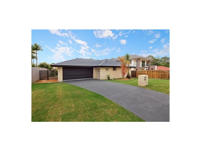 12 Nubara Street, Mansfield QLD 4122