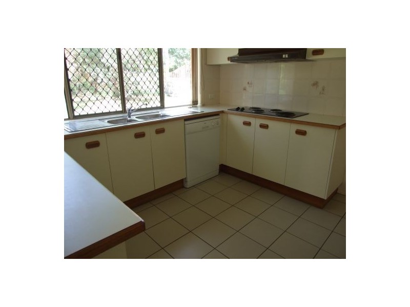 50 Catania Street Sth, Wishart QLD 4122