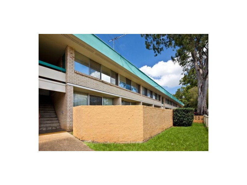 8/183 Nursery Road, Holland Park West QLD 4121
