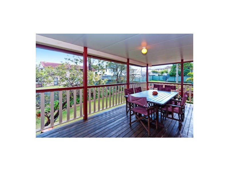 4 Acron Street, Macgregor QLD 4109