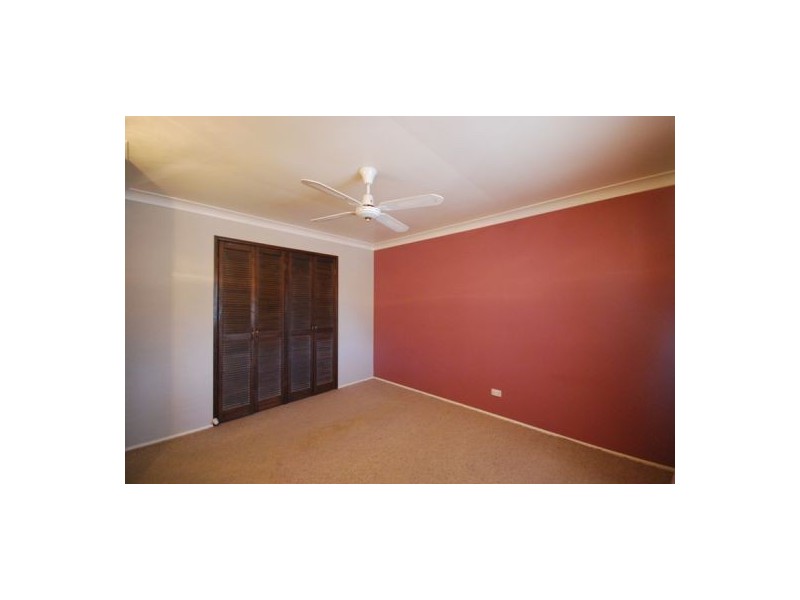 4 Acron Street, Macgregor QLD 4109